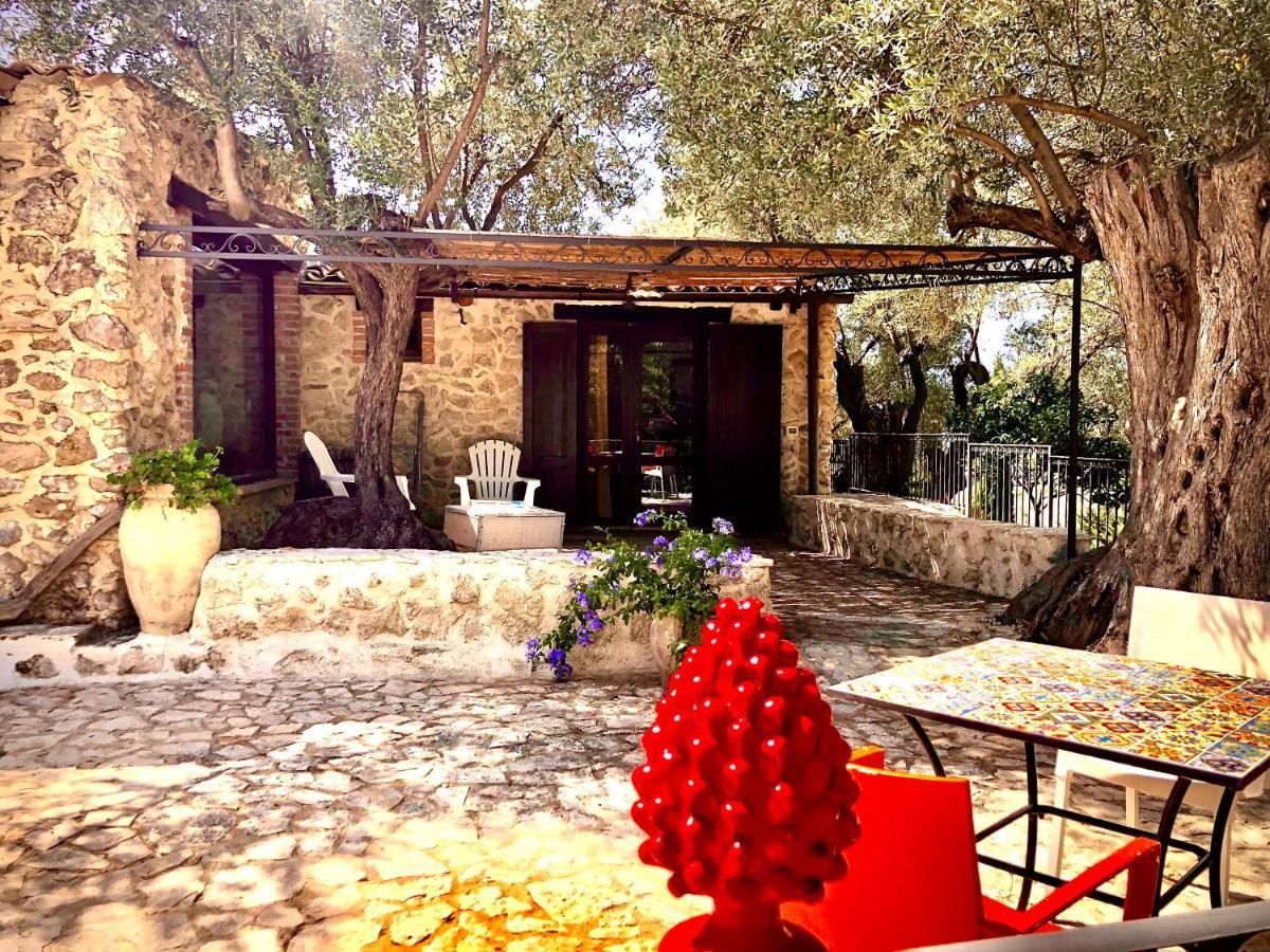Agriturismo Roba Degli Ulivi Βίλα Αγκριτζέντο Εξωτερικό φωτογραφία